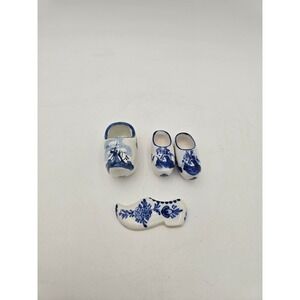 Delft Blue Ceramic Miniature Clogs Shoes Dutch Windmill 4 Piece Set vintage